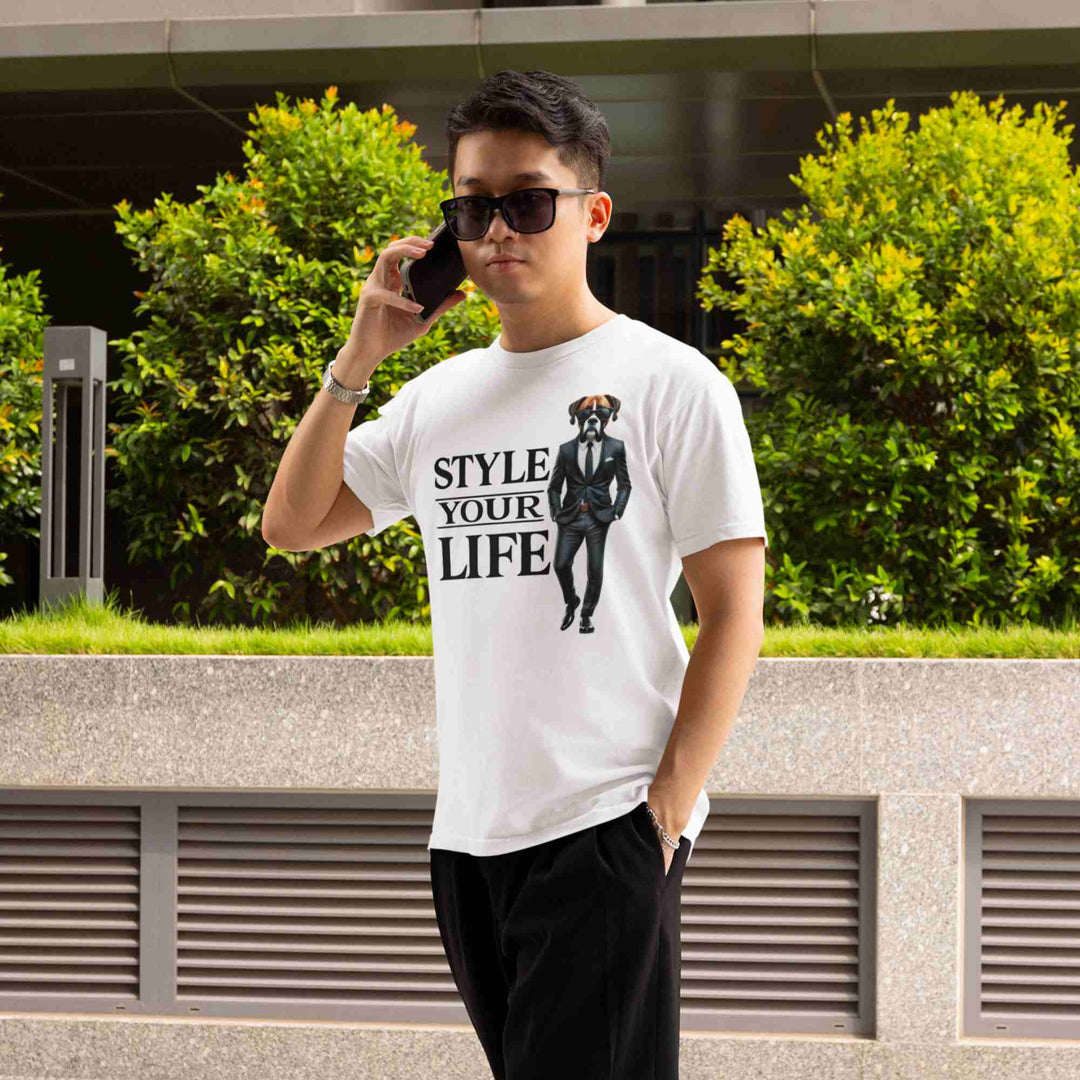 Style Your Life - Eleganter Boxer im Anzug - Unisex T-Shirt