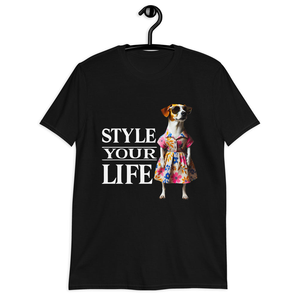Style Your Life - Hundedame im Blumenkleid" Unisex T-Shirt